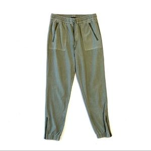 Athletea farallon olive green jogger size 2